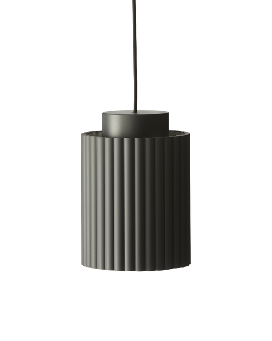 Donna 18 / Black ink